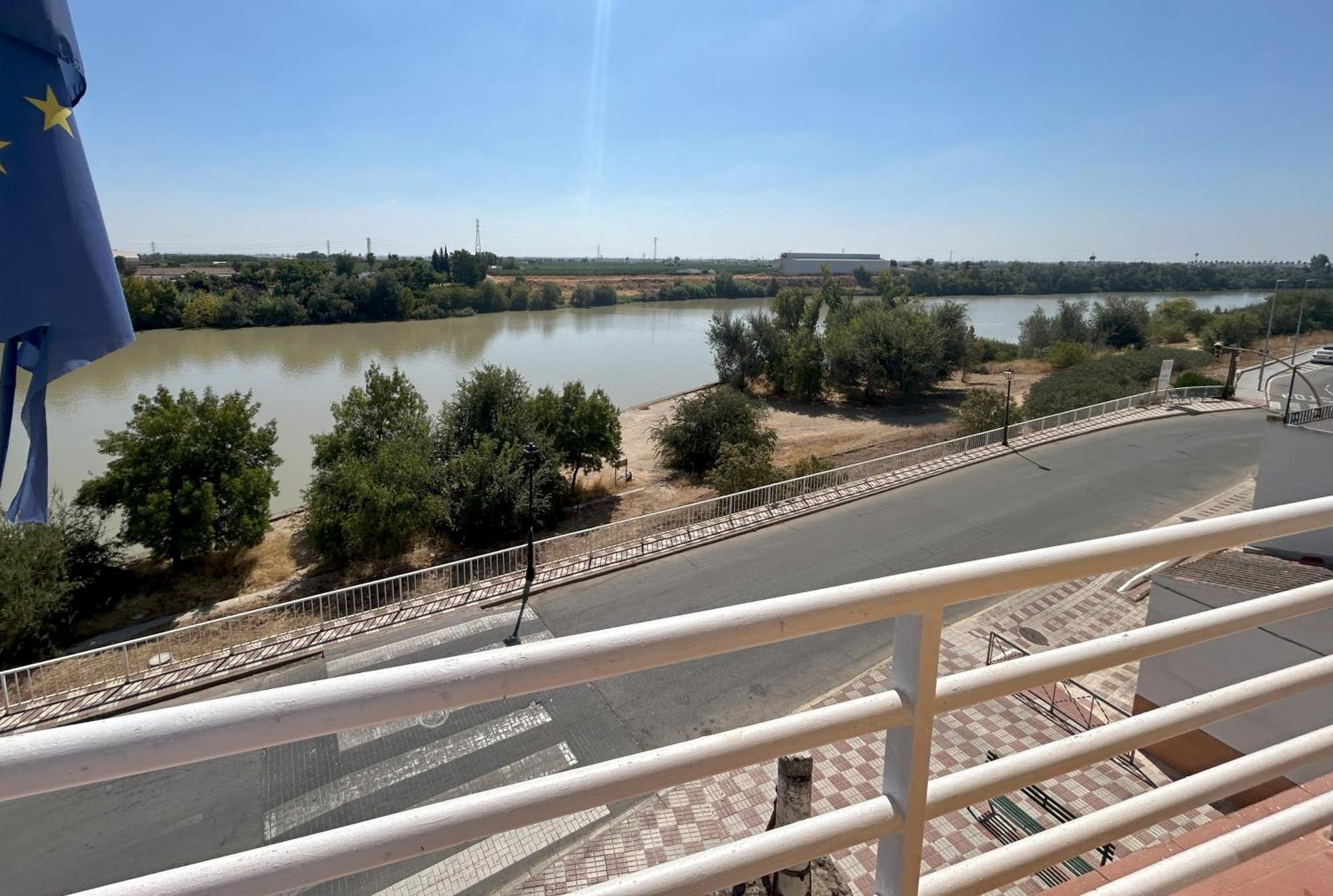 El Ancla Ξενοδοχείο Alcala del Rio Εξωτερικό φωτογραφία