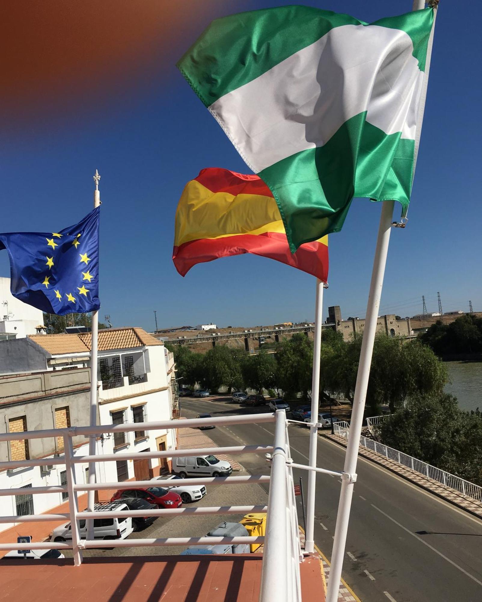 El Ancla Ξενοδοχείο Alcala del Rio Εξωτερικό φωτογραφία